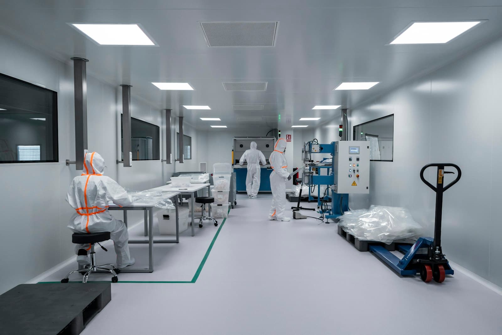Cleanroom Certification & Indoor Air Quality Monitoring